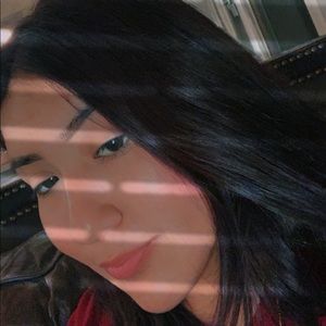 Meet your Posher, Abigail